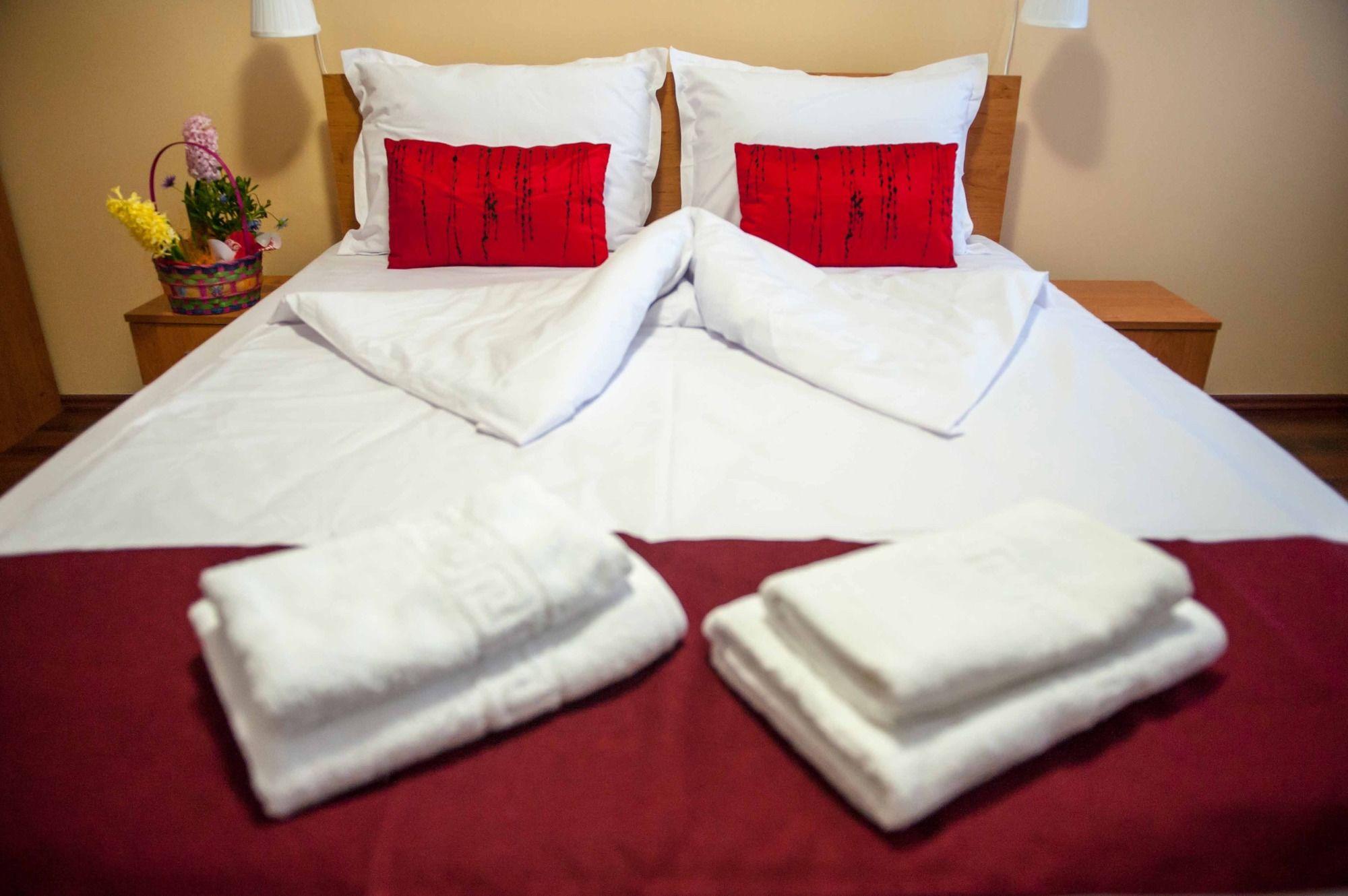 Hotel La Casa Nord Bucarest Esterno foto