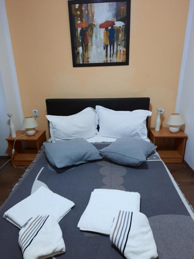 Hotel La Casa Nord Bucarest Esterno foto