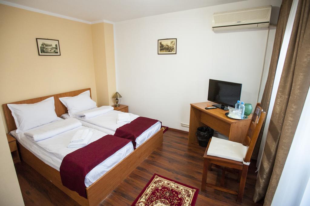 Hotel La Casa Nord Bucarest Esterno foto
