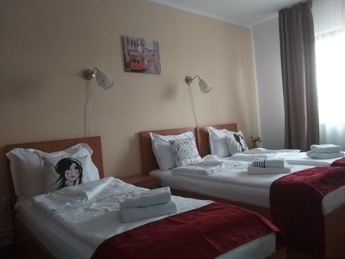 Hotel La Casa Nord Bucarest Esterno foto